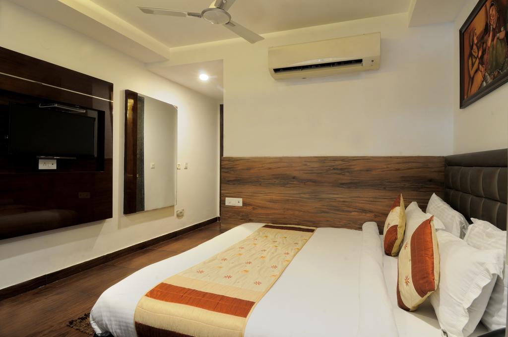 Hotel Cabana @ Pahar Ganj New Delhi Luaran gambar