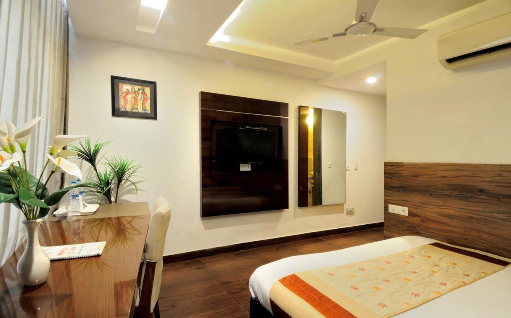 Hotel Cabana @ Pahar Ganj New Delhi Luaran gambar