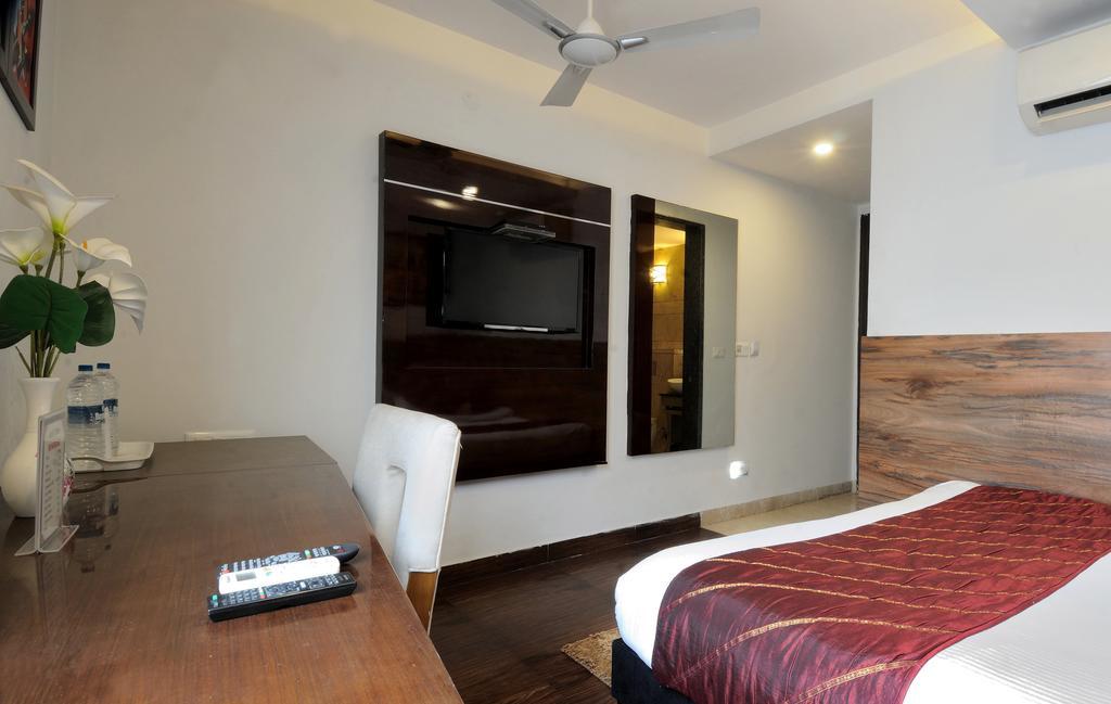 Hotel Cabana @ Pahar Ganj New Delhi Luaran gambar