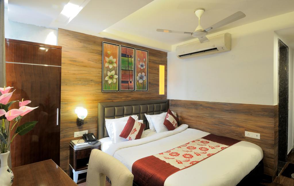 Hotel Cabana @ Pahar Ganj New Delhi Luaran gambar