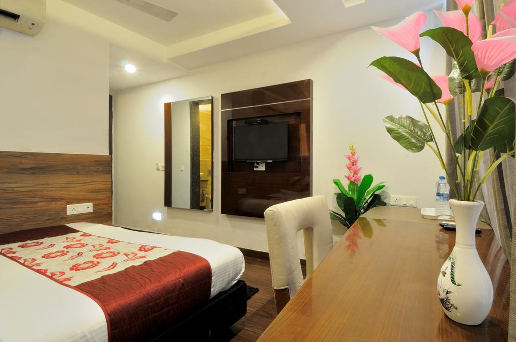 Hotel Cabana @ Pahar Ganj New Delhi Luaran gambar