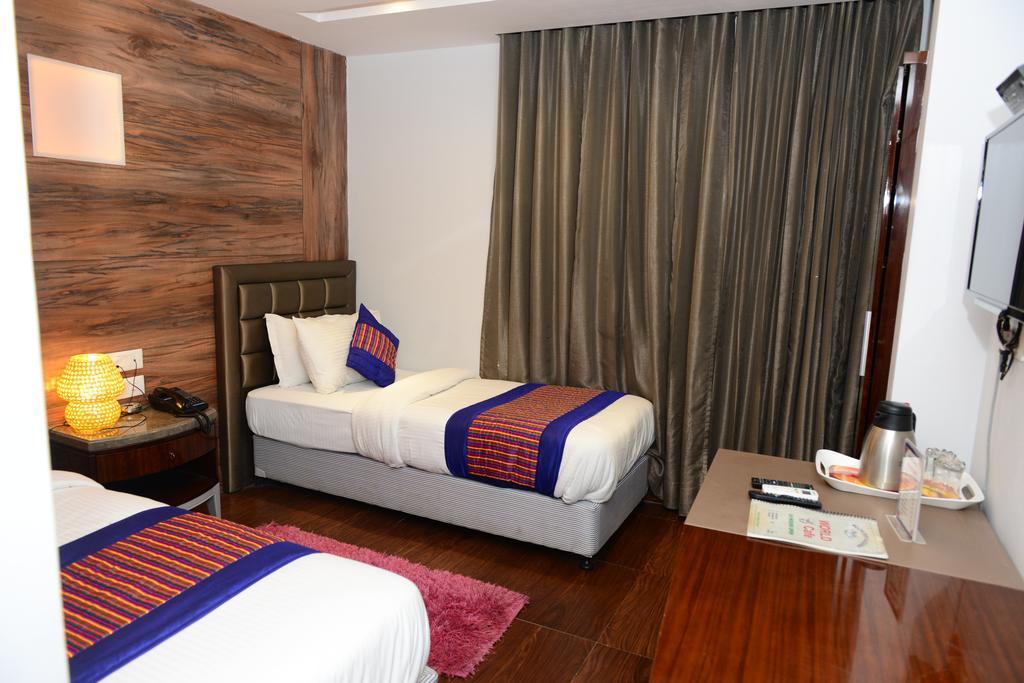 Hotel Cabana @ Pahar Ganj New Delhi Luaran gambar