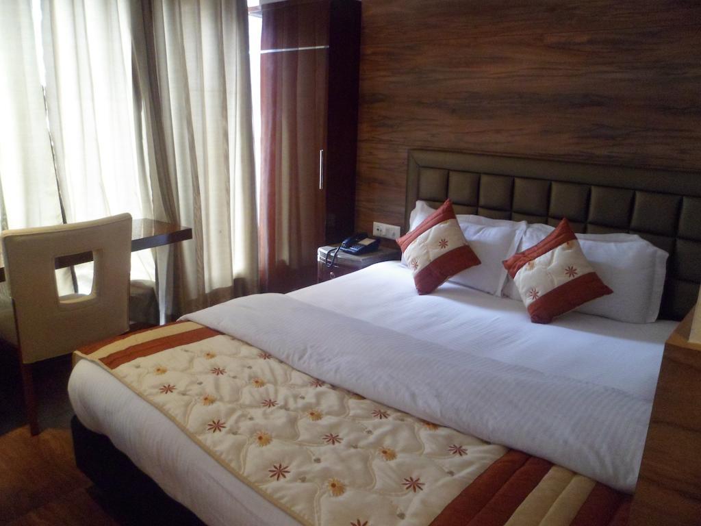 Hotel Cabana @ Pahar Ganj New Delhi Luaran gambar